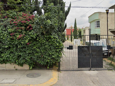 Casa En Venta En Paseo De Los Caminos, Ixtapaluca, Estado De México