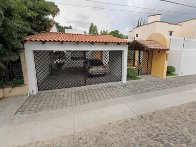 Casa En Venta, Ubicada En Jurica Querétaro, Querétaro México, Remate Bancario.