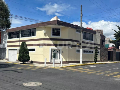 Local Y Oficinas En Venta En Américas, Toluca, Estado De México