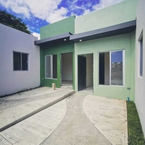 Casa 1 Nivel en Veracruz, Zona Boca del Río (Alondra)en Clúster con Alberca