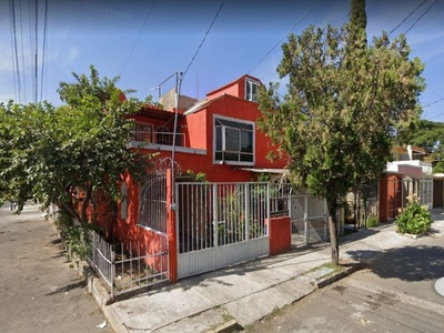 CASA EN REMATE BANCARIO EN GUADALAJARA