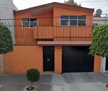 Casa En Remate Bancario en Santa María Azcapotzalco ¡OPORTUNIDAD ÚNICA! EM-JCVM
