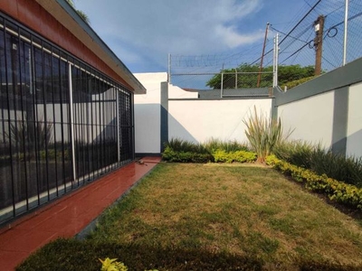 Casa en RENTA Morelia, Las Américas.