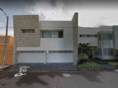 Casa en venta de REMATE BANCARIO en Fraccionamiento Costa de Oro, Boca del Rio, Veracruz.