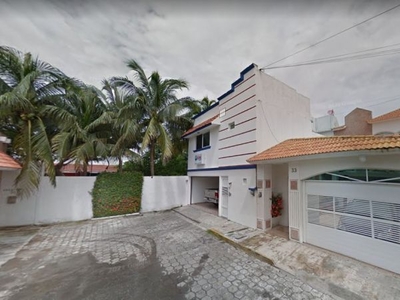 CASA EN VENTA DE REMATE, BOCA DEL RIO