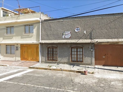 CASA EN VENTA DE REMATE, GUSTAVO A MADERO