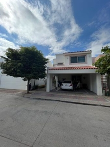 CASA EN VENTA EN PRIVADA LA CANTERA, CULIACAN, SIN