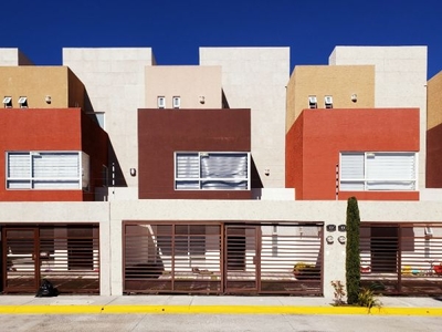 Casa en venta en Toluca, Fraccionamiento Las Misiones II