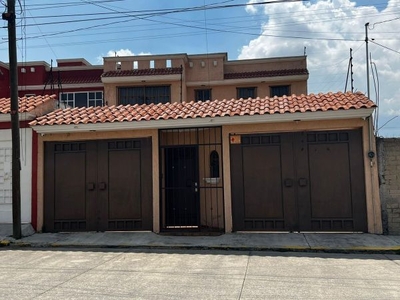 Casa en venta en Toluca. Ocho Cedros Casa sola