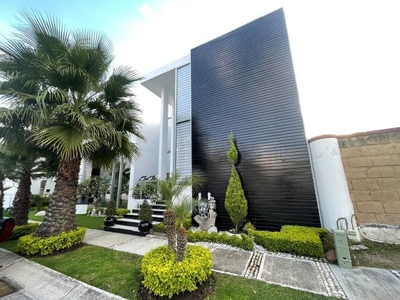 Casa en venta en vista real sur lomas de angelopolis