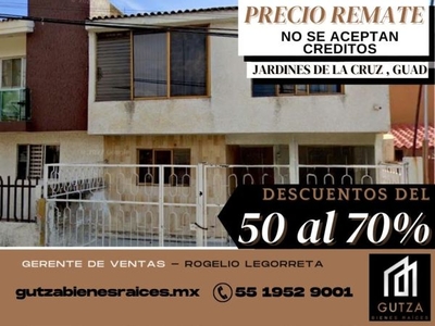 Casa en venta Guadalajara Jalisco con estacionamiento a precio de remate RLR