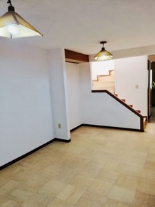 Casa en venta impecable con ampliación en los Héroes Toluca