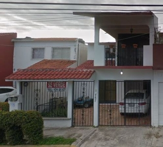 Casa UNICA en remate Veracruz APRA
