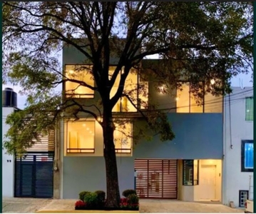 CASA EN VENTA EN PARQUE SAN ANDRÉS, COYOACÁN