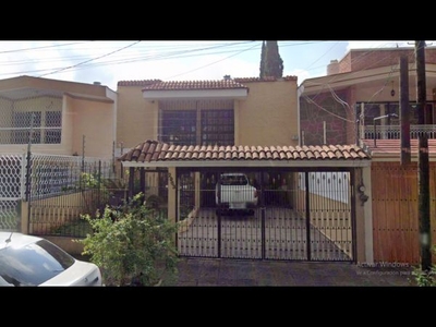 EXCELENTE REMATE EN BOSQUES DE LA VICTORIA, $814,000