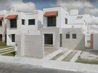 CASA EN VENTA FRACC SANTA FE MERIDA YUCATAN