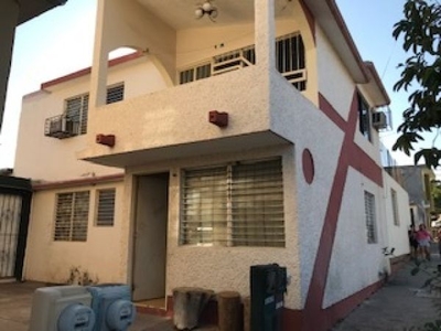 Se vende casa en Infonavit Humaya a 6 cuadras de Ley Humaya