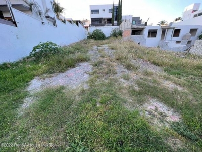 Se vende terreno en Real de Juriquilla