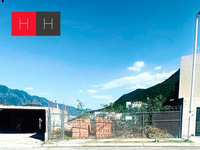Terreno residencial en venta Privadas del Paseo al Sur de Monterrey