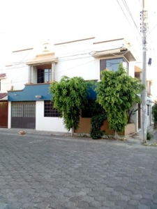 Vendo Casa muy amplia en Cosmos