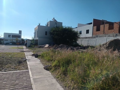 Venta de 4 terrenos juntos en Juriquilla Querétaro