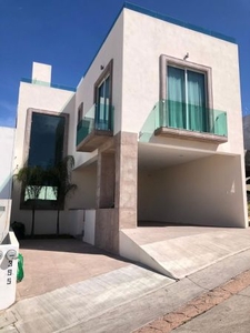 VENTA DE CASA EN PUNTA ALTOZANO II