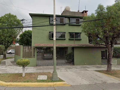 Casa En Venta, Super Oportunidad De Remate Bancario En Ciudad Satelite, Naucalpan