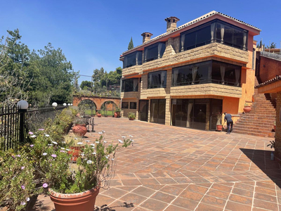 Gran Casa En Bosques De La Herradura