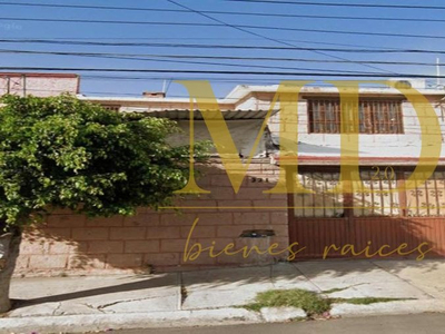 R.p Gran Venta De Casa Ubicada En Mimiahuapan 331, Zona Dos Extendida, Vista Alegre 2da Sección, Santiago De Querétaro, Querétaro, México