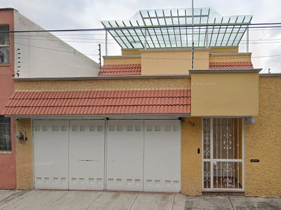 Venta De Casa A Un Increible Precio De Remate Bancario En Azcapotzalco, Gran Oportunidad
