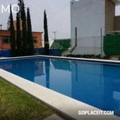 Casa en Venta con Alberca en Privada con Seguridad en Zona Norte Tzompantle $1,750,000 - 3 baños - 125 m2