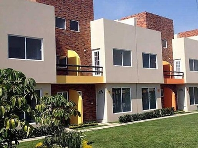 Amplias casas al Sur de Morelos con el mejor clima y vegetación