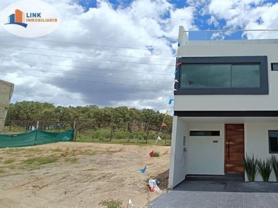 Casa con Roof junto al Bosque en Altavista