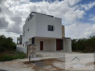 Casa en condominio - Mérida