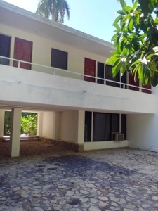 Casa ubicada en Fraccionamiento Lomas de Costa Azul, Acapulco, Guerrero.