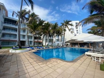 HERMOSO PENTHOUSE DE LUJO A PIE DE PLAYA