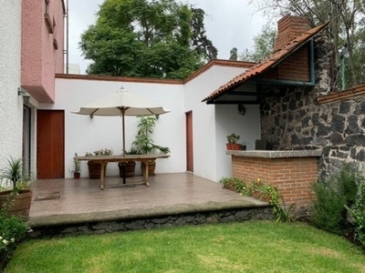 Muy buena casa en Cda. en San Jeronimo