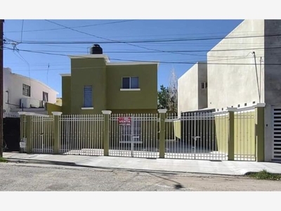 Venta de bonita casa en fraccionamiento Córdoba Américas