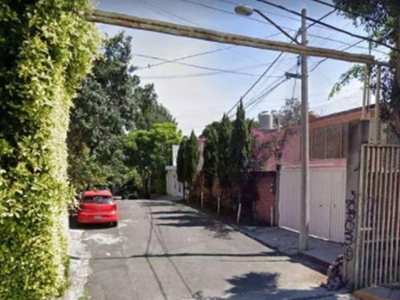 CASA EN VENTA DE REMATE, TLALPAN.