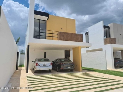 Casa En Venta Merida Cholul 23-2939 Gy