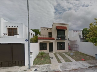 Excelente casa Gran Santa Fe Mérida Yucatán