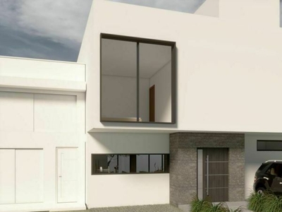 Hermosa Casa en Punta Esmeralda, Gran Diseño, 3 Recamaras, Jardín, de LUJO !!