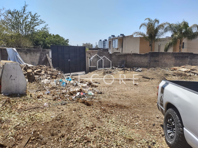 TERRENO EN VENTA EN COL. NUEVA ESPAÑA, A UN COSTADO DE AV. COLÓN, GUADALAJARA