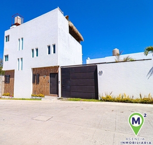 Casa En Cuernavaca Con Roof Garden Y Alberca Propia!