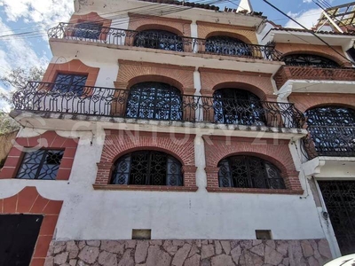 Casa en Venta en la Colonia Panorámica en Taxco...