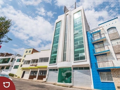 Edificio para oficinas, consultorio o escuela