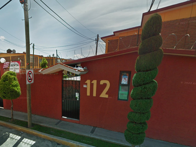 Casa en venta Calle Pedro Ascencio, Santa Cruz, Metepec, Estado De México, México