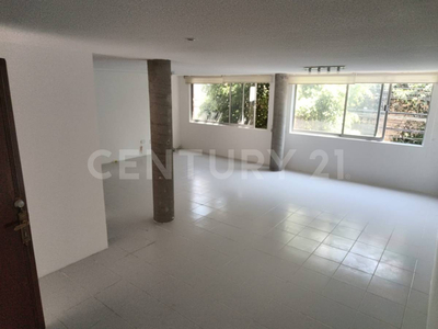 Departamento Exterior En 2do Piso En Venta En Colonia San Juan, Benito Juárez