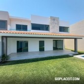 Preventa Casa Lomas de JIUTEPEC, MORELOS, Lomas de Jiutepec - 5 baños - 240.00 m2