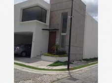 3 cuartos, 222 m casa en venta en fraccionamiento altavista mx19-gn2617